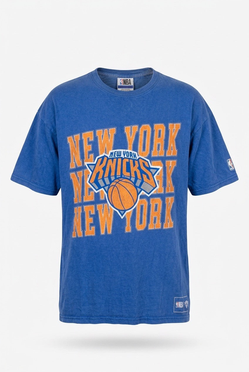 NBA New York Nicks T Shirt - Medium