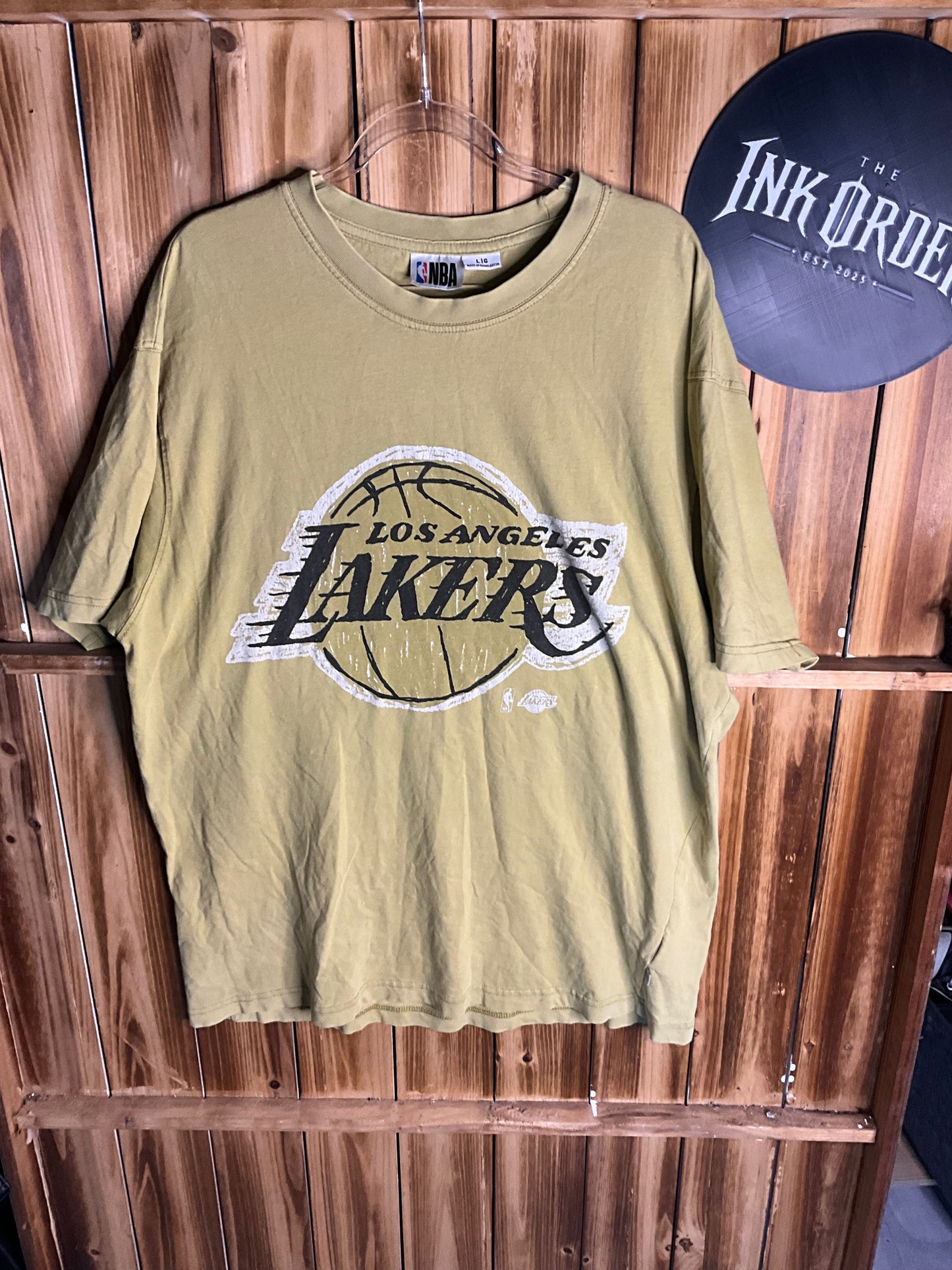 NBA Lakers T Shirt - Large